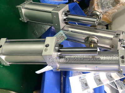 儲(chǔ)油筒水平型預(yù)壓式氣液增壓器 儲(chǔ)油筒水平型預(yù)壓式氣液增壓器